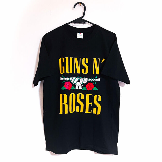 GUNSNROSES-REMERA