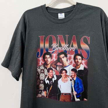 a shirt on a swinger - JONASBROTHERS-COLLAGE-1