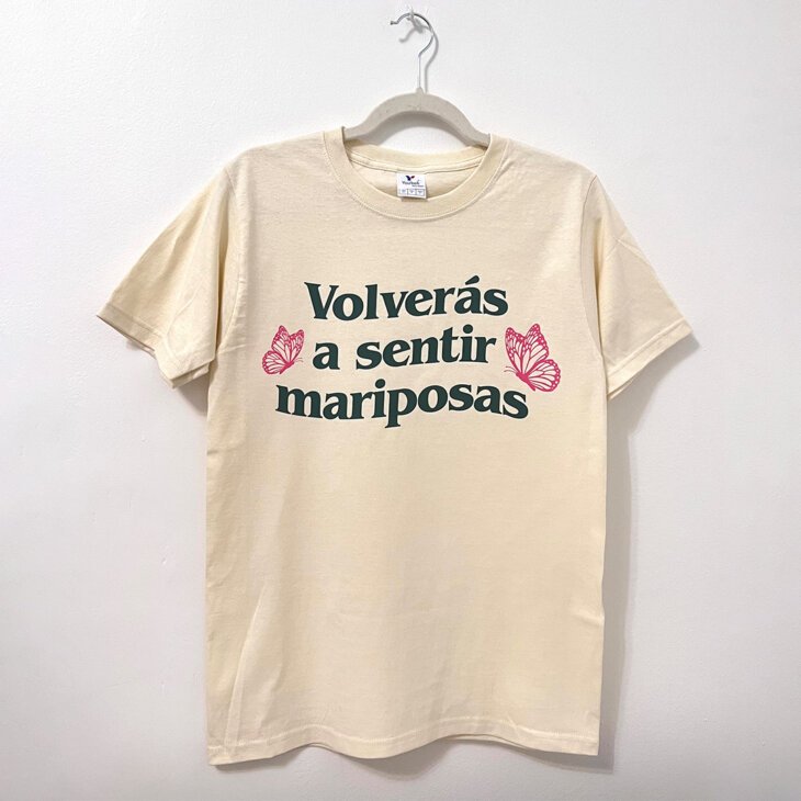 Remera "Volverás a sentir mariposas" Morat