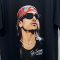 Merch de Airbag: Las remeras, buzos y baby tees que no te pueden faltar